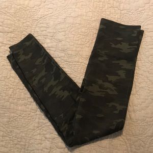 Spanx Camo Seamless Leggings